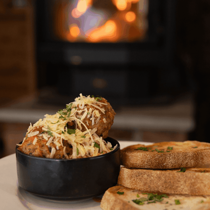 Mount Kembla Village Hotel Diner - Meat Balls