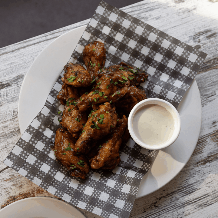 Mount Kembla Village Hotel Diner - Wings