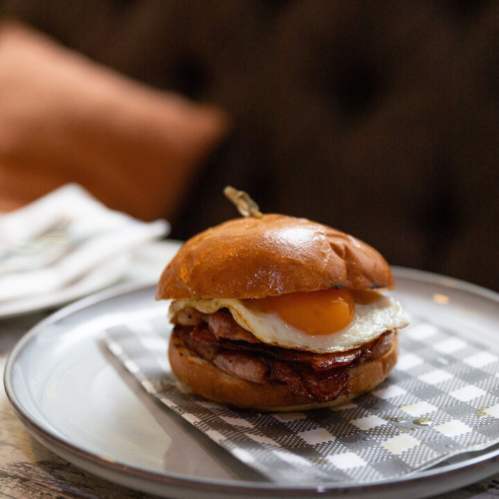 Mount Kembla Village Hotel - Cafe 2